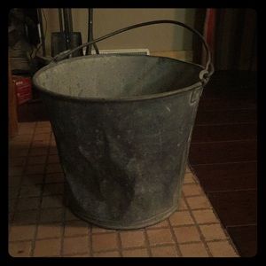 Pail (Reserved)